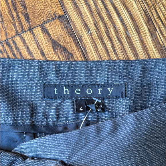 Z Theory Women’s 4 Tailored Gray  Wide Ankle Pants Waist Button Details - Picture 2 of 4